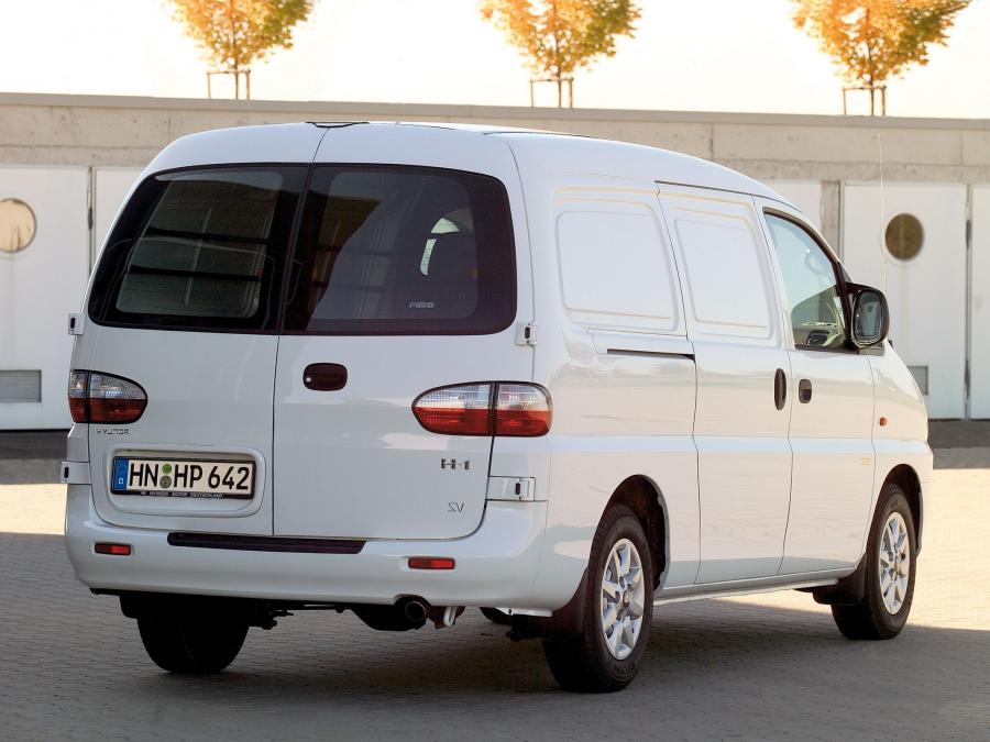  Hyundai H-1 Van 1997 года  (фото 13 из 16)